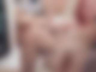 Live cam show with CrazyMomy - MILF on Camsoda Late Night