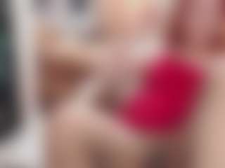 Live cam show with CrazyMomy - Dildo on StripNow