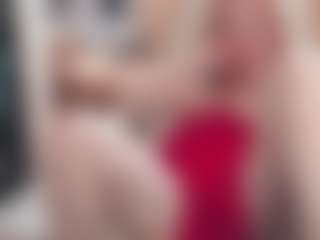 CrazyMomy's Live Sex Cam Show