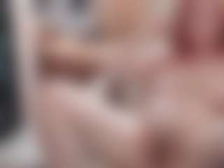 CrazyMomy's Live Sex Cam Show