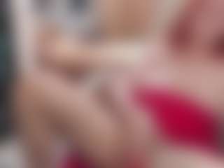 CrazyMomy's Live Sex Cam Show