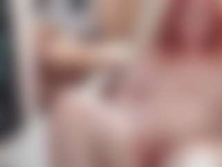 CrazyMomy's Live Sex Cam Show