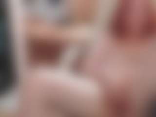 CrazyMomy's Live Sex Cam Show