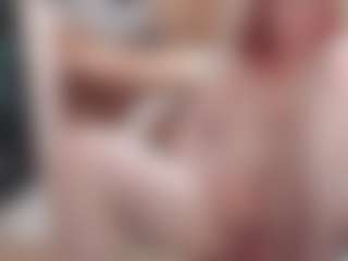 CrazyMomy's Live Sex Cam Show