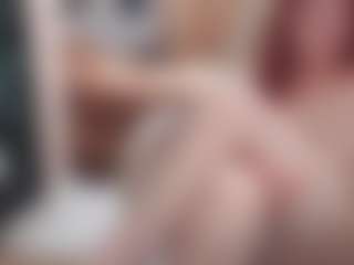 CrazyMomy's Live Sex Cam Show