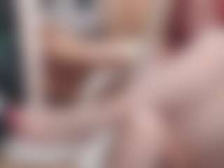 CrazyMomy's Live Sex Cam Show