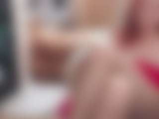 CrazyMomy's Live Sex Cam Show