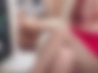 Live cam show with CrazyMomy - Granny Dildo on livesuperchat.net
