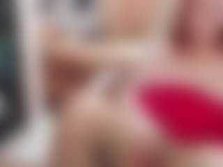 CrazyMomy's Live Sex Cam Show