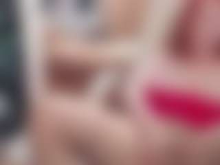 CrazyMomy's Live Sex Cam Show