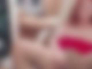CrazyMomy's Live Sex Cam Show