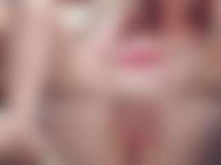 CrazyMomy's Live Sex Cam Show