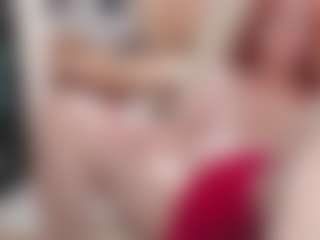CrazyMomy MILF webcam performer live streaming