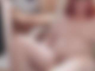 CrazyMomy's Live Sex Cam Show