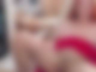 Live cam show with CrazyMomy - Interactivetoy Granny on makecum.org