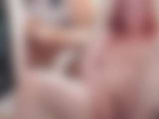 CrazyMomy's Live Sex Cam Show