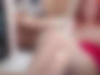 CrazyMomy MILF webcam performer live streaming
