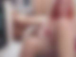 CrazyMomy's Live Sex Cam Show
