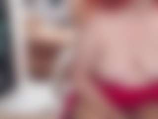 Live cam show with CrazyMomy - Bedroom Red Hair on StripNow