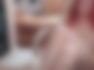 CrazyMomy's Live Sex Cam Show