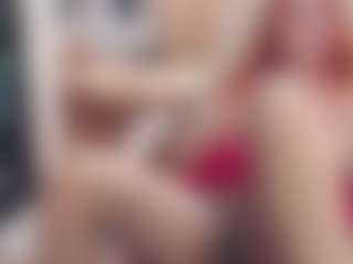 Live cam show with CrazyMomy - Mature on Camsoda
