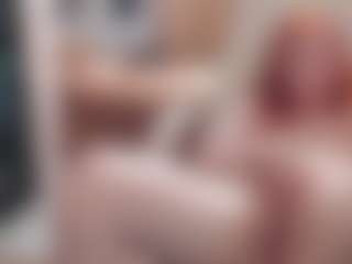 CrazyMomy's Live Sex Cam Show