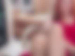 CrazyMomy MILF webcam performer live streaming