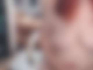 CrazyMomy's Live Sex Cam Show