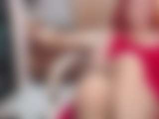 CrazyMomy MILF webcam performer live streaming