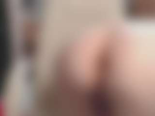 Live cam show with CrazyMomy - HD on Camsoda