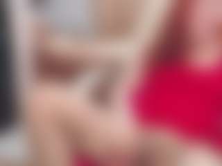 CrazyMomy MILF webcam performer live streaming