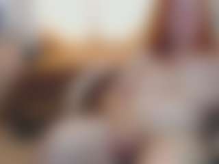 Live cam show with CrazyMomy - Bedroom on dasdasdadada.com