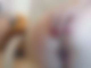CrazyMomy's Live Sex Cam Show