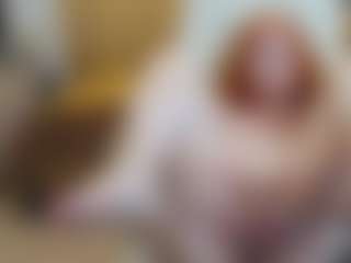 CrazyMomy's Live Sex Cam Show