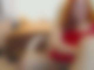 Live cam show with CrazyMomy - Granny on Livezox