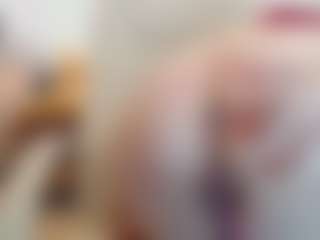 CrazyMomy's Live Sex Cam Show