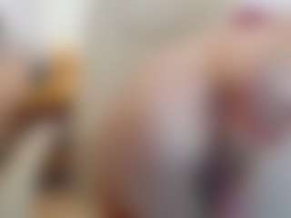 CrazyMomy's Live Sex Cam Show