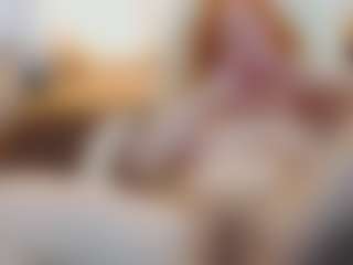CrazyMomy's Live Sex Cam Show