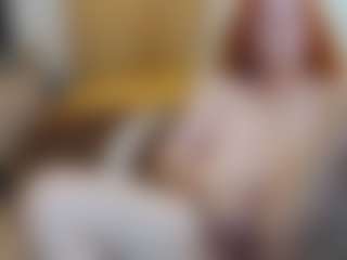 CrazyMomy MILF webcam performer live streaming
