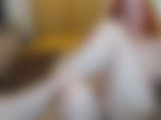 Live cam show with CrazyMomy - Skinny MILF on SquirtSoMuch