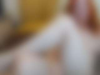 CrazyMomy's Live Sex Cam Show