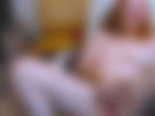 CrazyMomy's Live Sex Cam Show