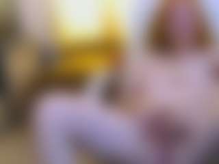 CrazyMomy's Live Sex Cam Show