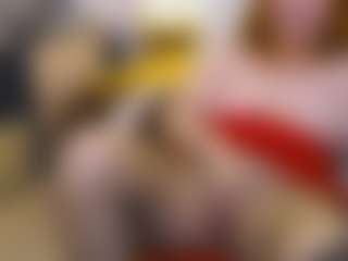 CrazyMomy's Live Sex Cam Show