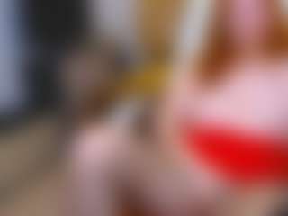Live cam show with CrazyMomy - Bedroom on Camsoda