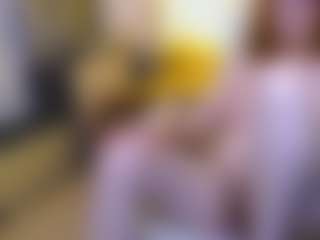 CrazyMomy's Live Sex Cam Show