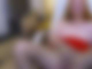 CrazyMomy's Live Sex Cam Show