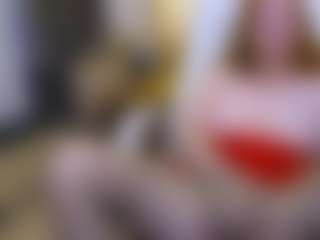 CrazyMomy's Live Sex Cam Show
