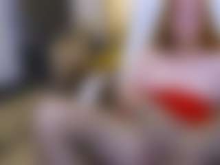 CrazyMomy's Live Sex Cam Show