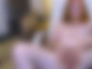 CrazyMomy's Live Sex Cam Show
